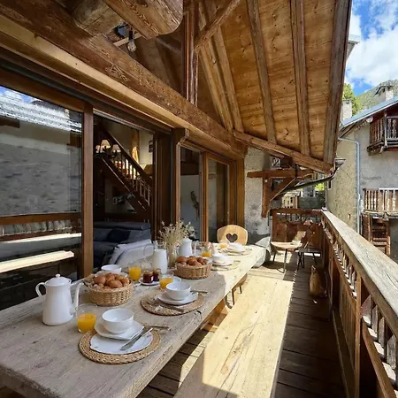 Close To Slopes Authentic Renovated Barn 12 People Villa La Plagne